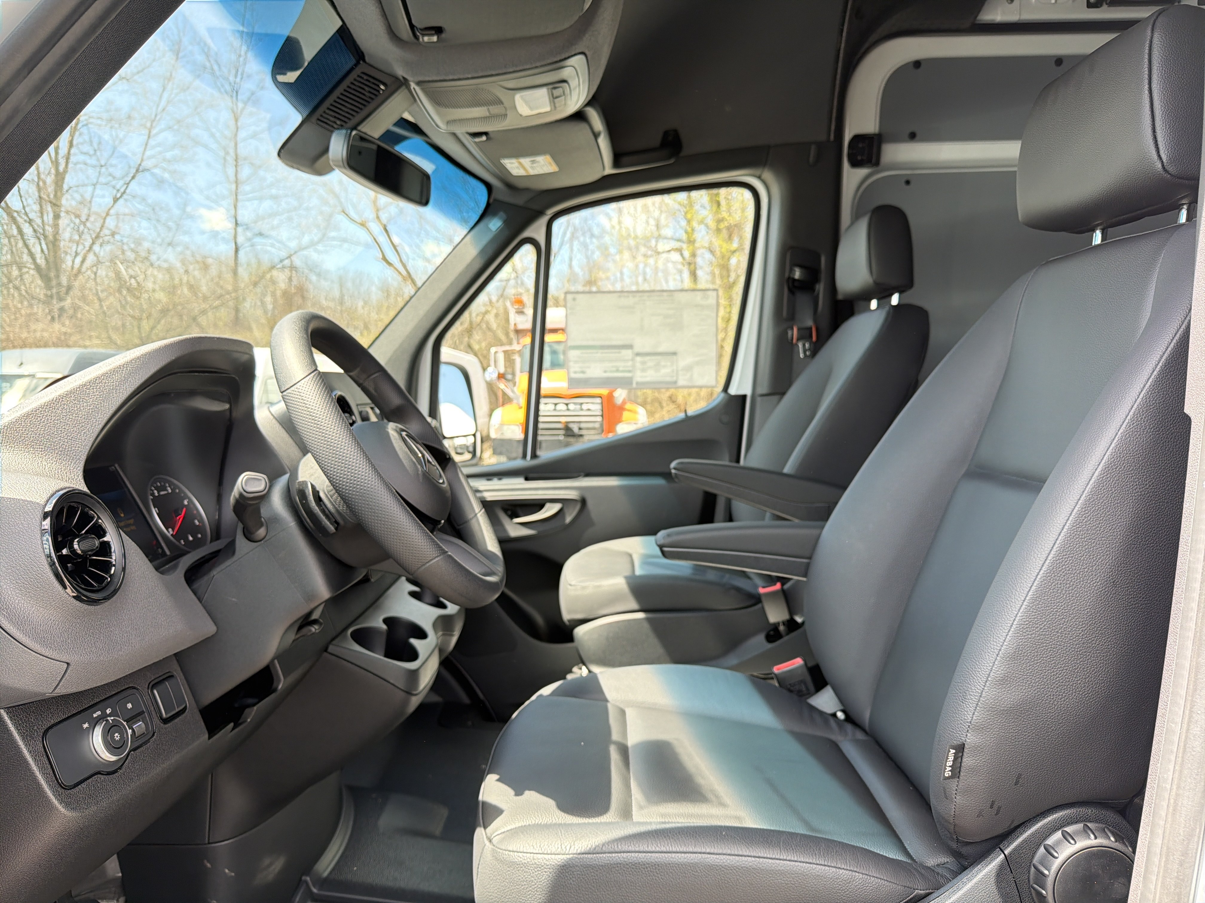 New 2026 Mercedes-Benz Sprinter 2500 image 10