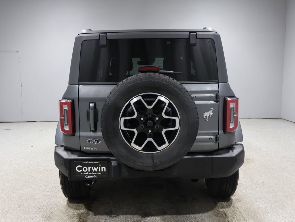 Used 2023 Ford Bronco Outer Banks image 3