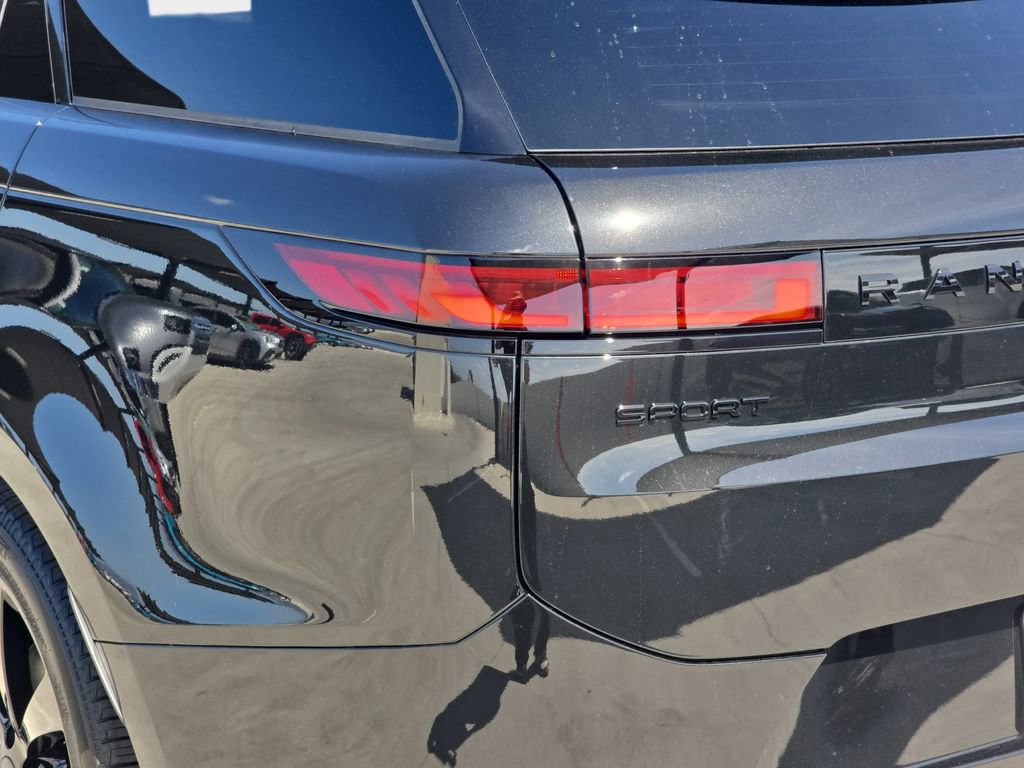 New 2026 Land Rover Range Rover Sport Dynamic SE AWD/4WD image 36