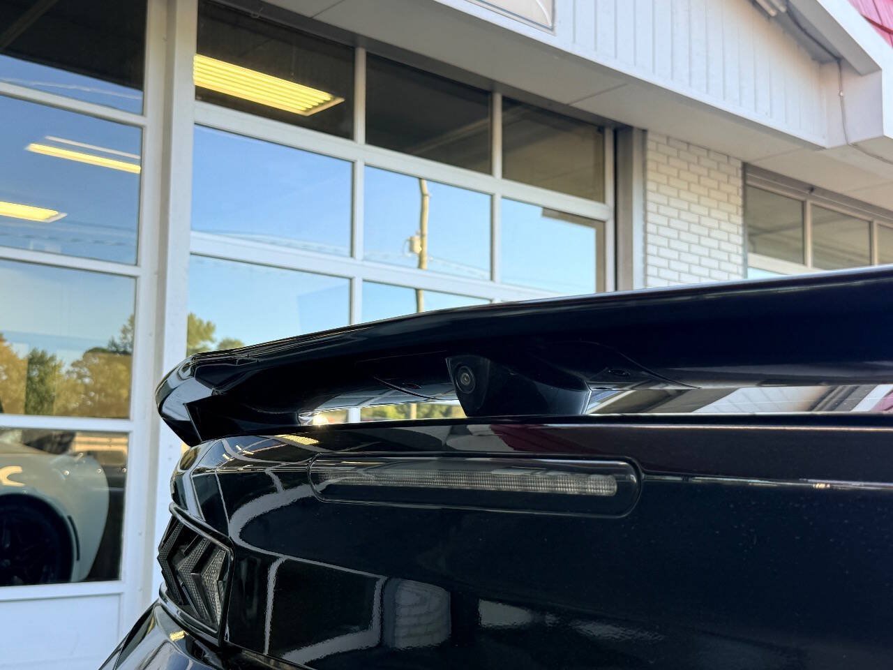 Used 2019 Chevrolet Camaro ZL1 RWD image 9