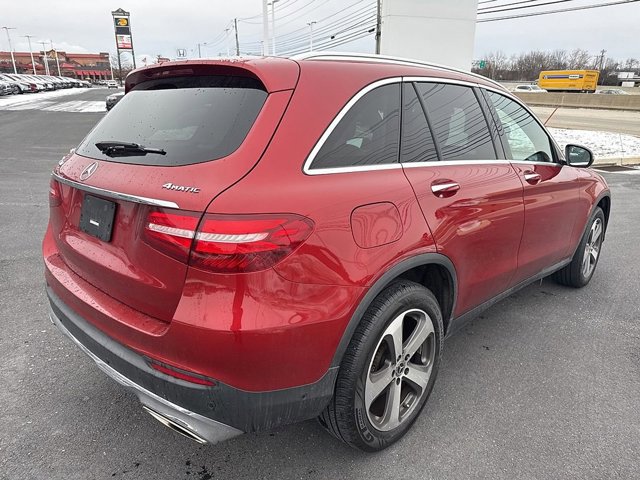 Used 2018 Mercedes-Benz GLC 300 4MATIC image 7