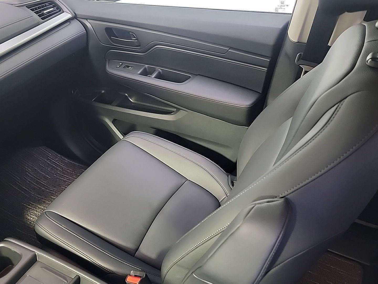 Certified 2025 Honda Odyssey EX-L image 23