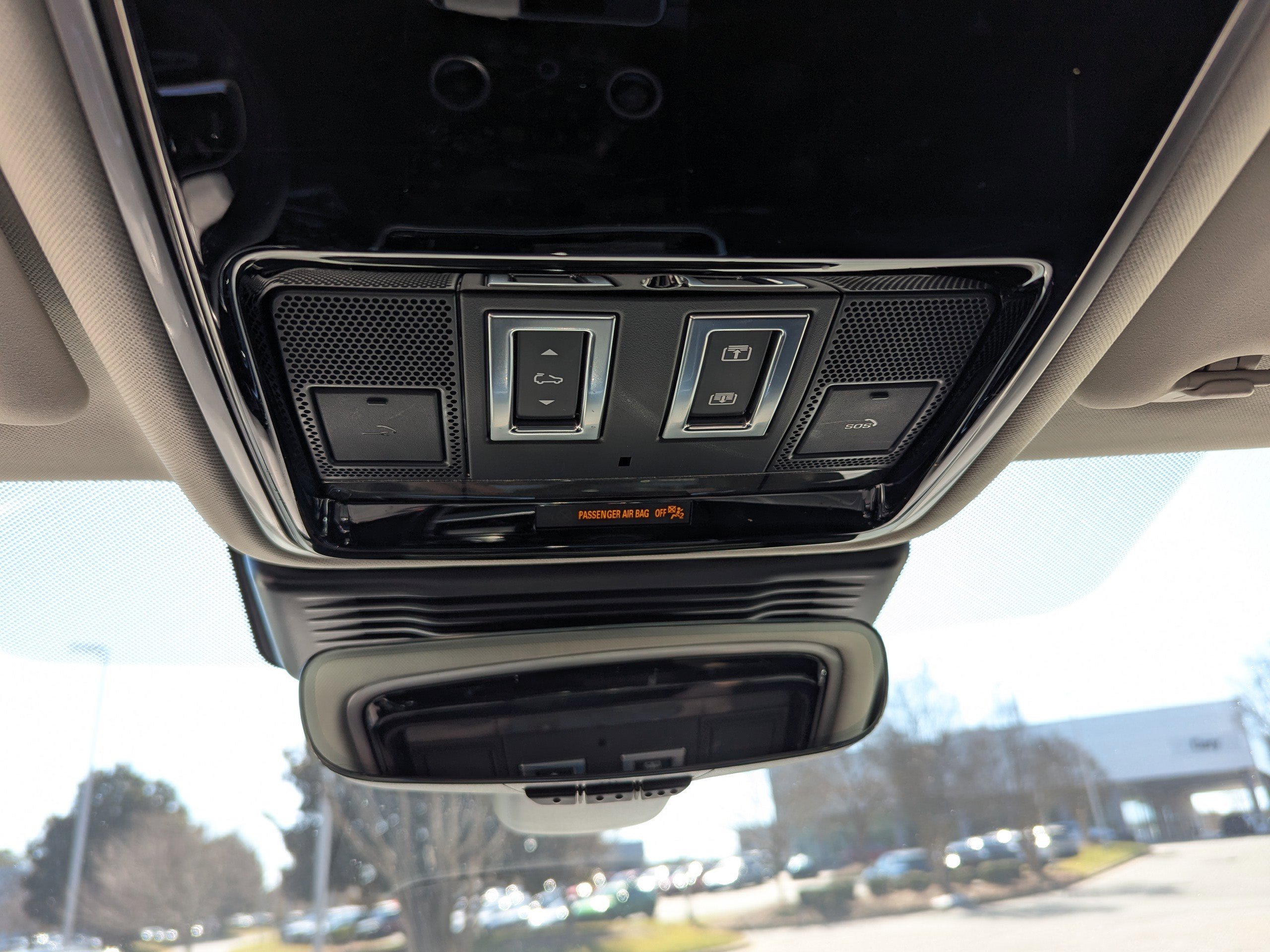 Used 2022 Land Rover Range Rover Velar S image 28