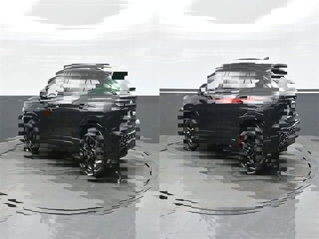 New 2026 Volkswagen Tiguan SE R-Line image 5