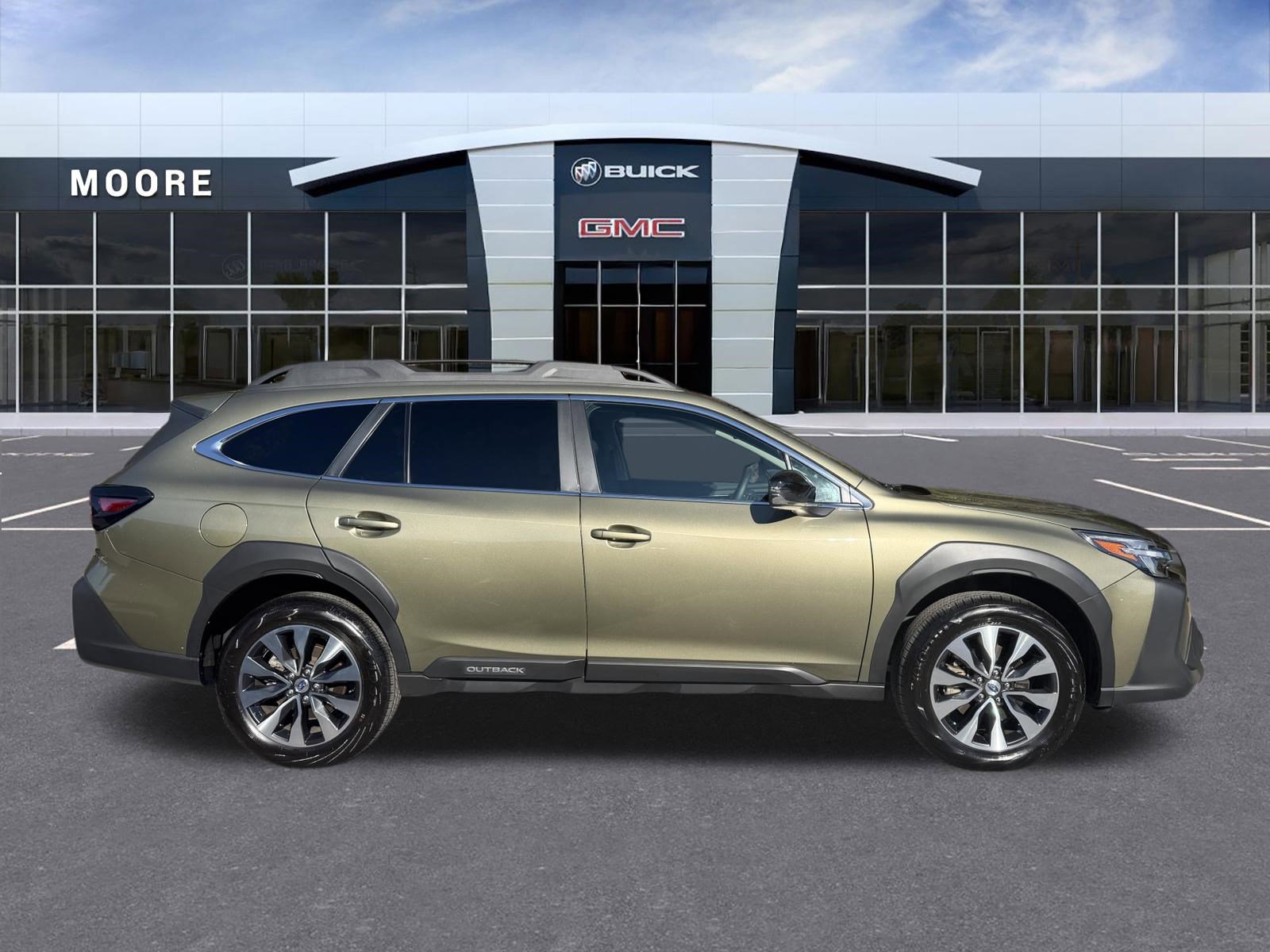 Used 2025 Subaru Outback Limited image 4