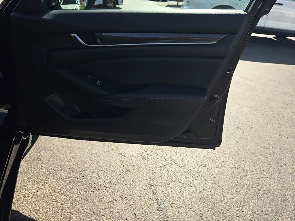 Used 2022 Honda Accord Sport image 30