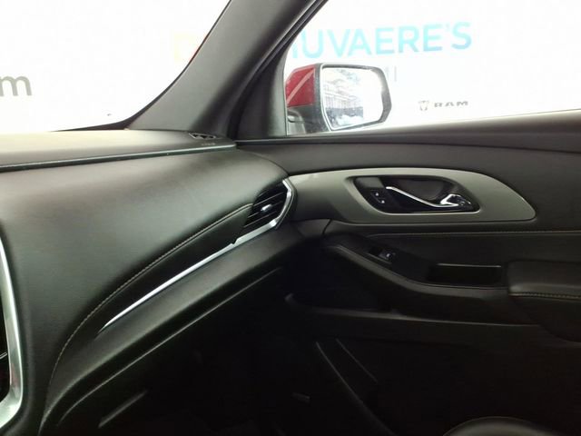 Used 2023 Chevrolet Traverse LT image 24