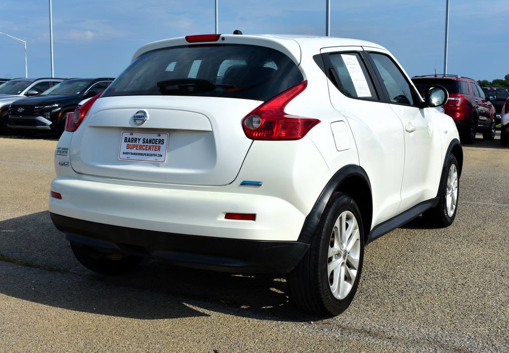 Used 2014 Nissan Juke S FWD image 3
