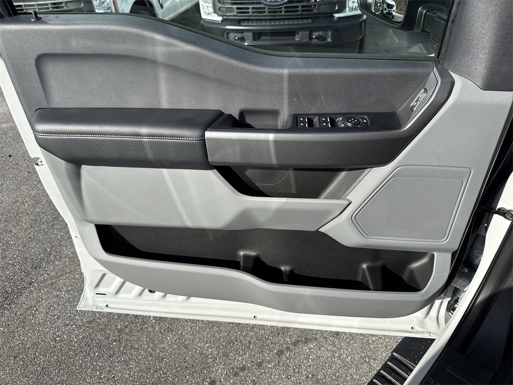 New 2026 Ford F250 XL w/ STX Appearance Package image 18