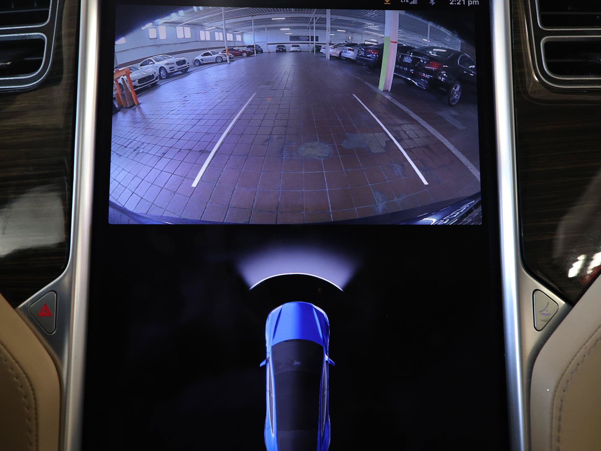Used 2015 Tesla Model S 85 RWD image 23