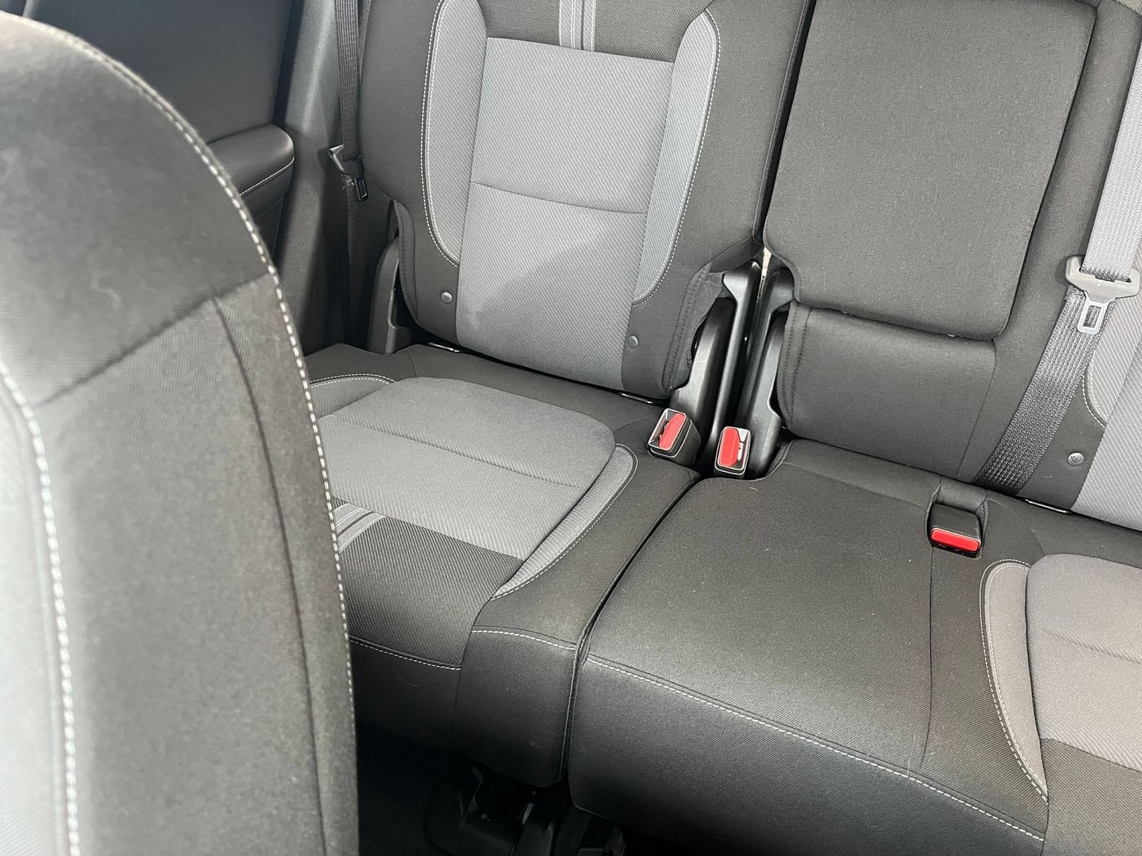 Used 2025 Chevrolet Blazer LT FWD image 40