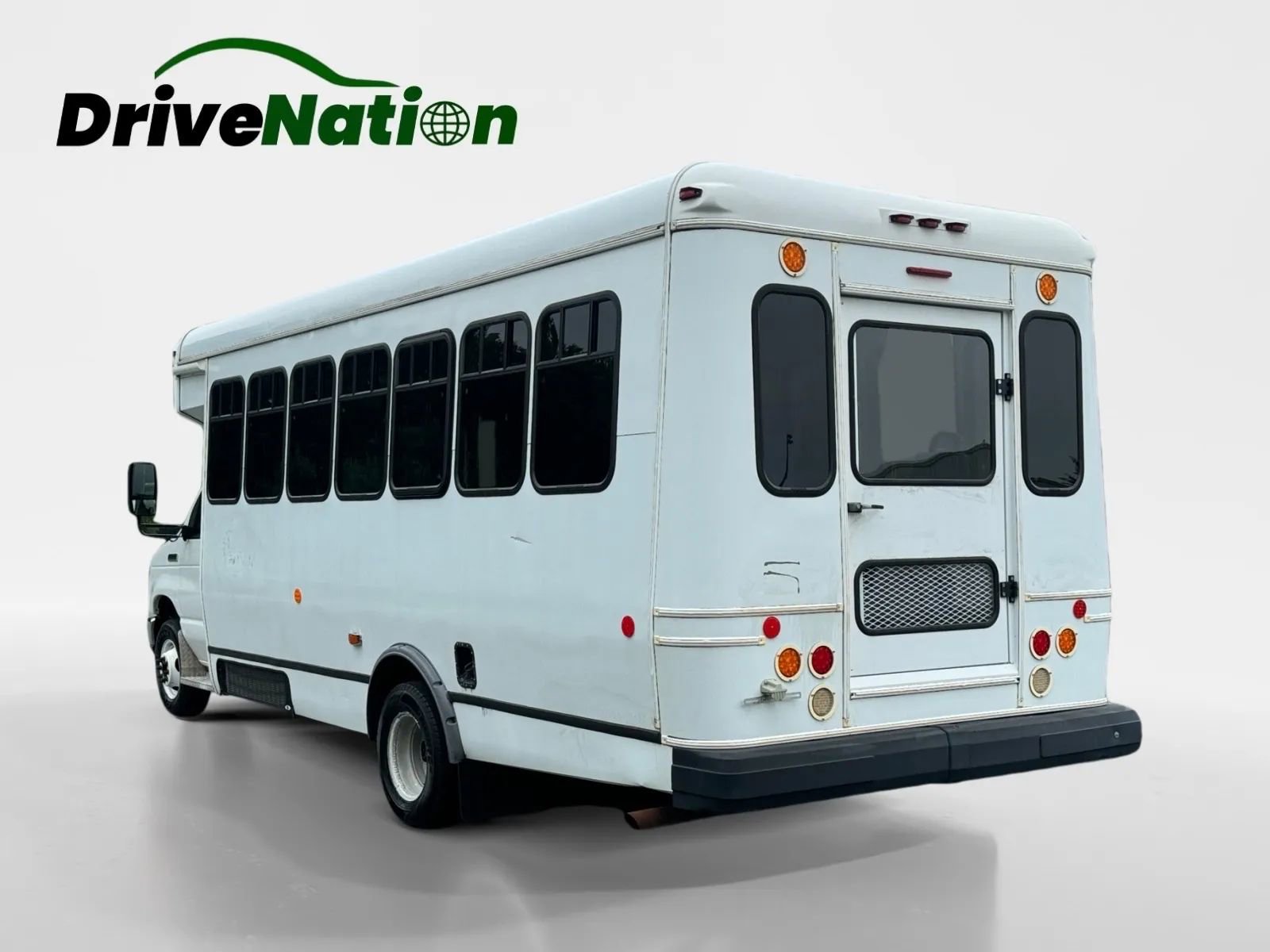 Used 2015 Ford E-450 and Econoline 450 Super Duty w/ Shuttle Bus Prep Package RWD image 6