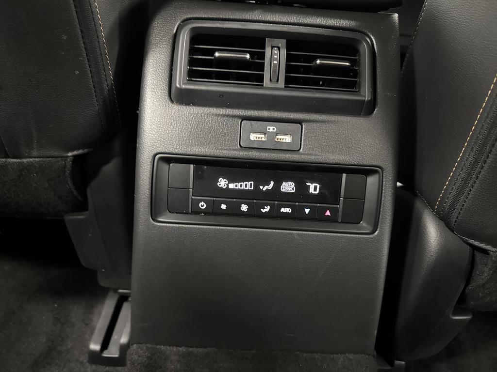 Used 2024 MAZDA CX-90 3.3 Turbo w/ Select Package image 30