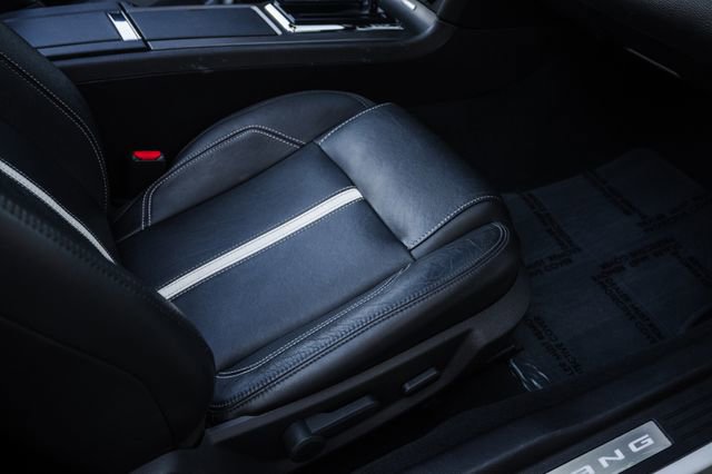 Used 2010 Ford Mustang GT Premium image 69