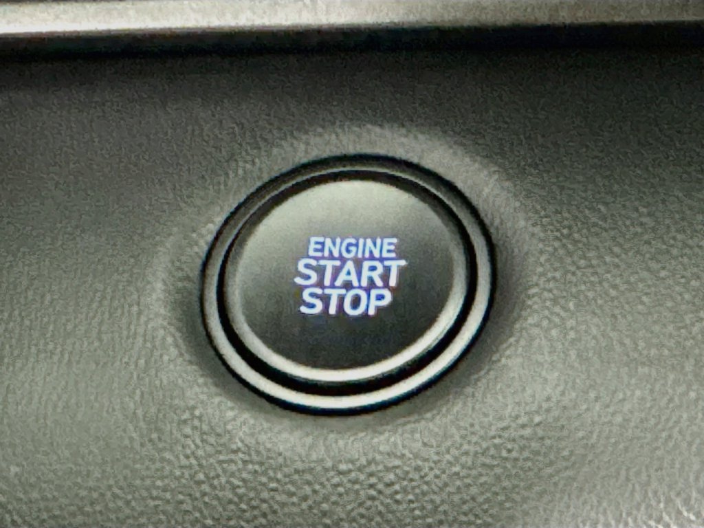 Certified 2026 Hyundai Elantra Sport FWD image 33