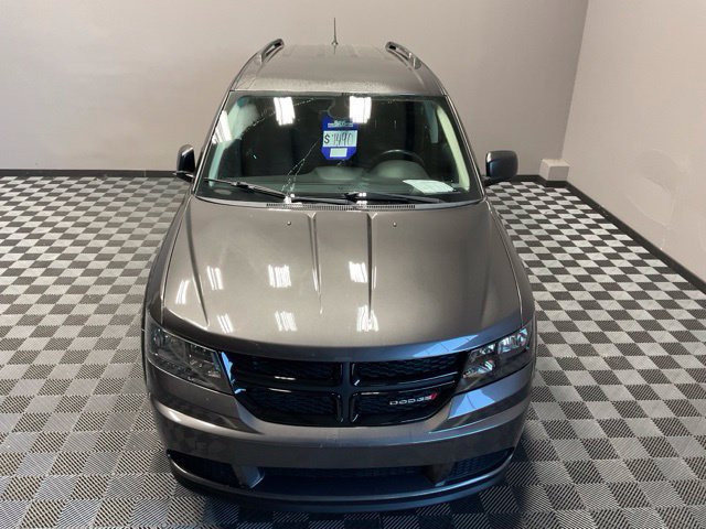 Used 2018 Dodge Journey SE w/ Connectivity Group FWD image 5