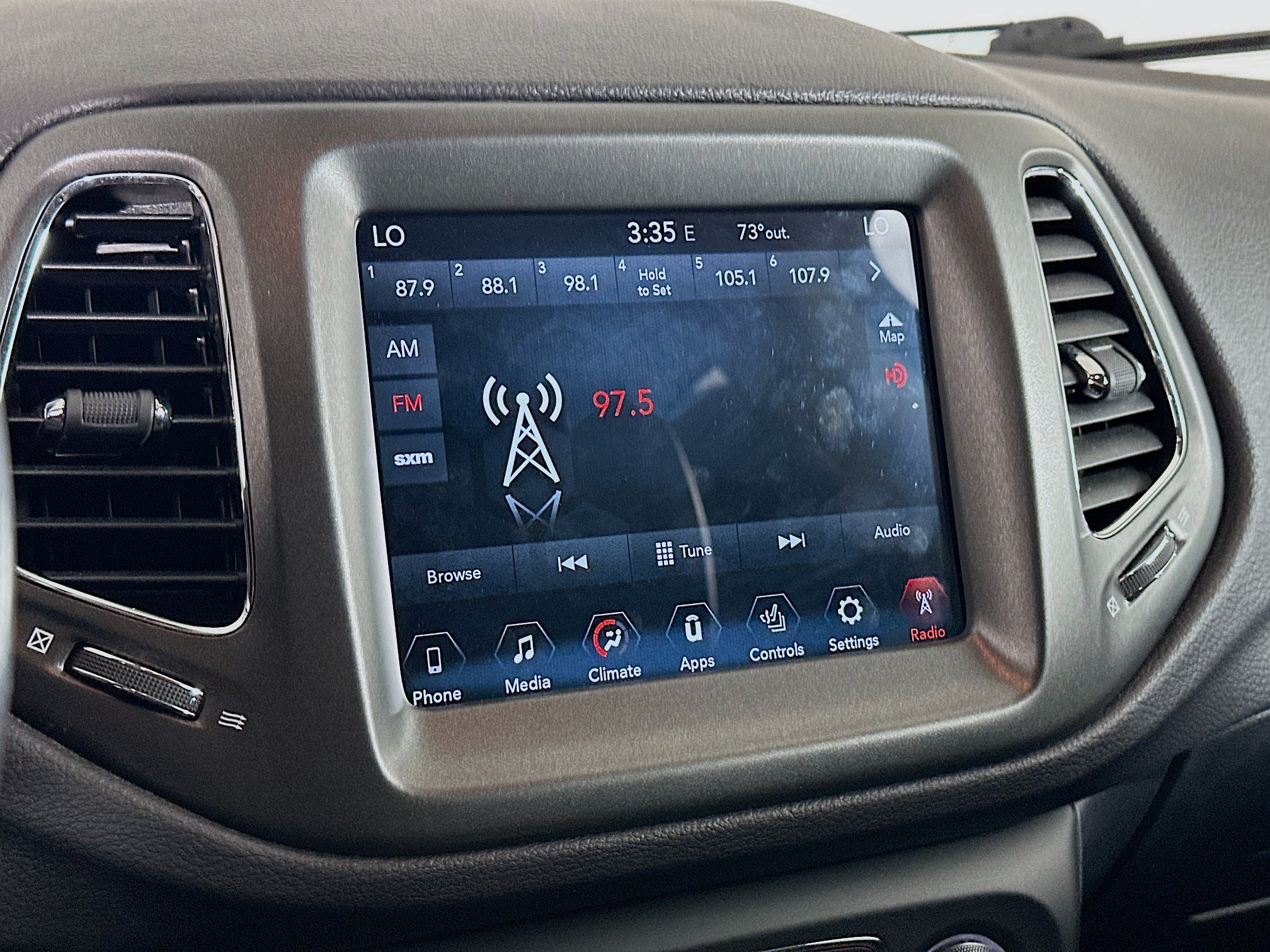 Used 2018 Jeep Compass Trailhawk w/ Navigation Group AWD/4WD image 21