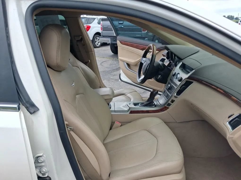 Used 2010 Cadillac CTS Performance w/ Performance Luxury Package RWD image 29