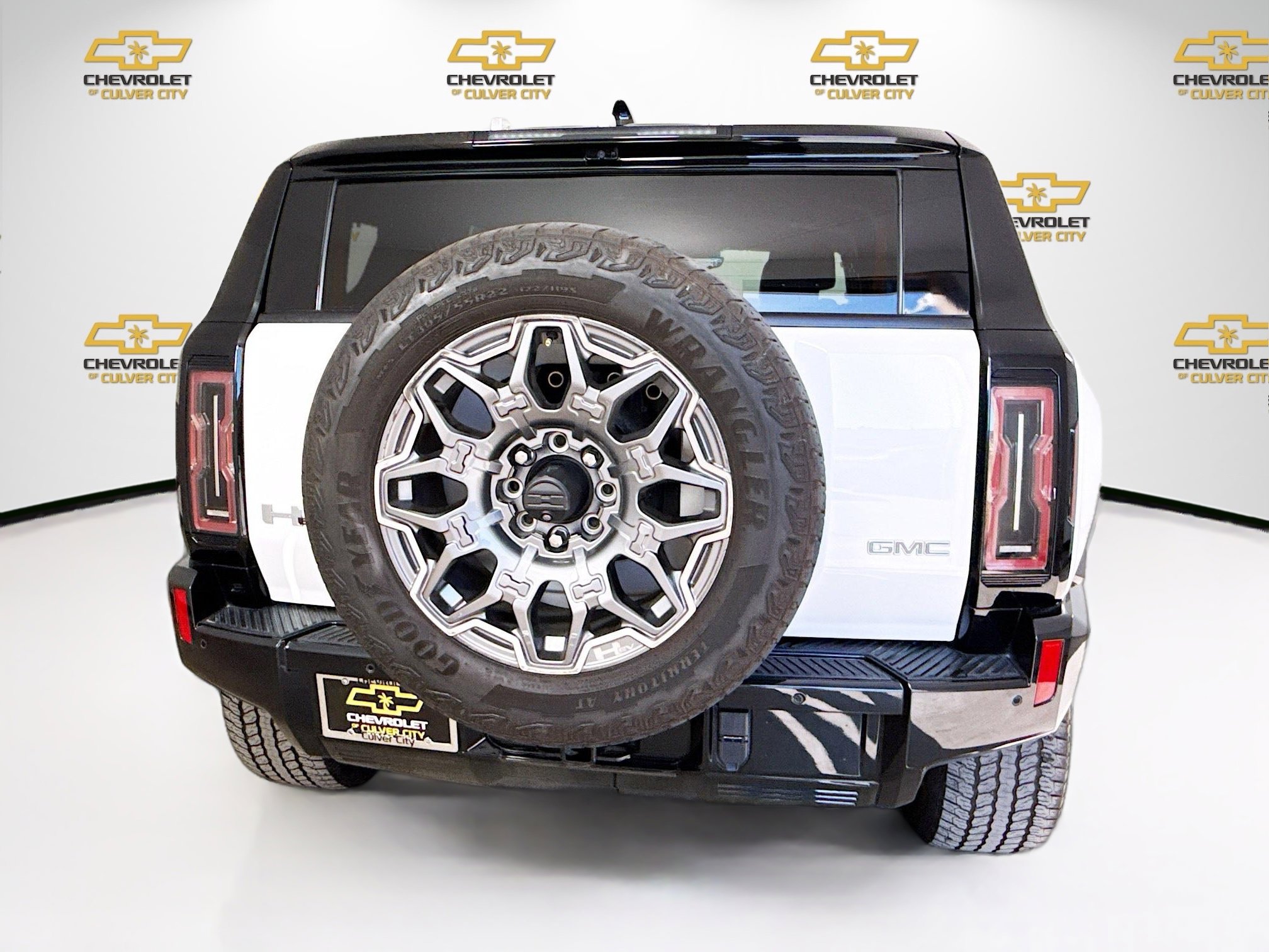 Used 2024 GMC Hummer EV 3X image 6