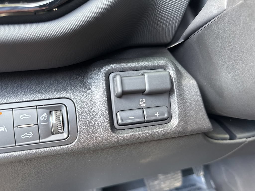 Used 2026 Chevrolet Silverado EV Trail Boss AWD/4WD image 56
