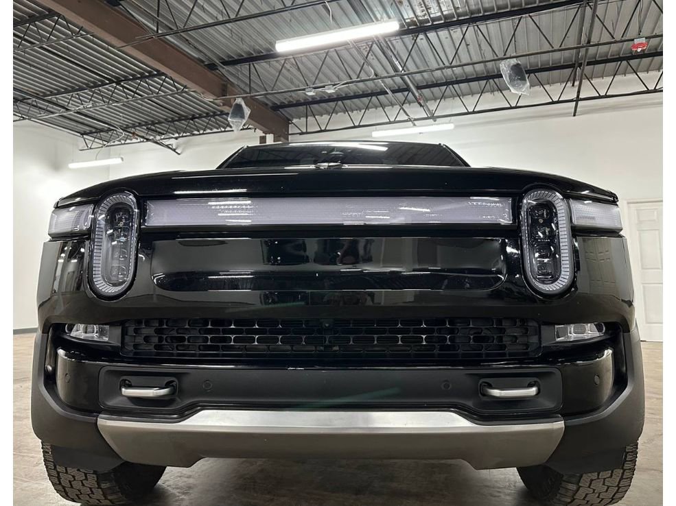 Used 2022 Rivian R1S Launch Edition image 3