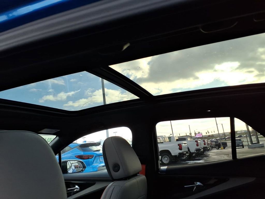 New 2026 Chevrolet Blazer EV SS image 8