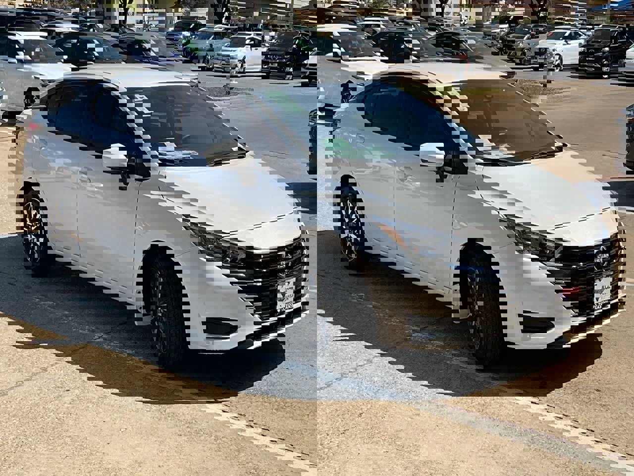 New 2025 Nissan Versa SV w/ Trunk Package image 4