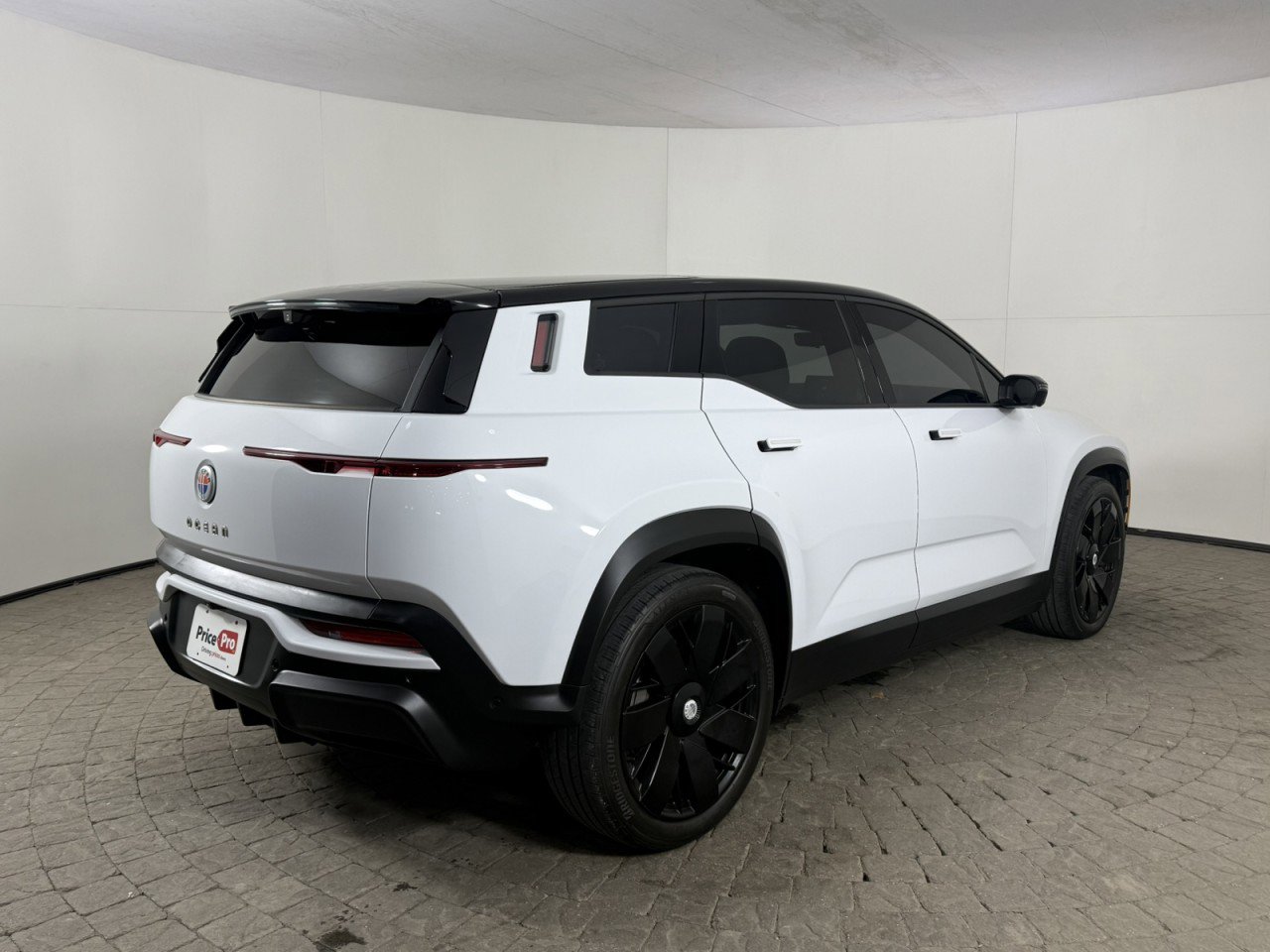 Used 2023 Fisker Ocean Ultra AWD/4WD image 9