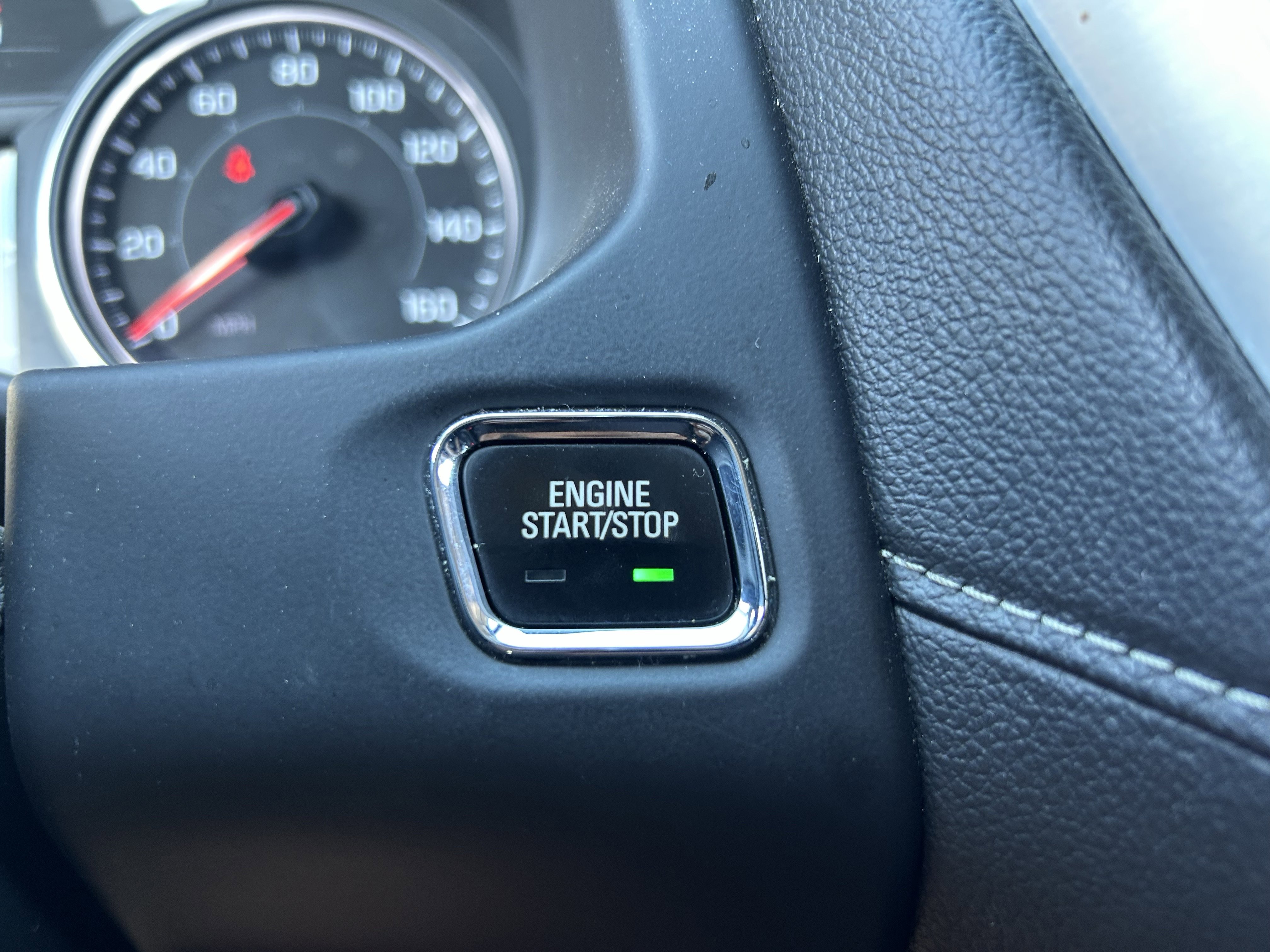 Used 2017 GMC Acadia SLT image 16