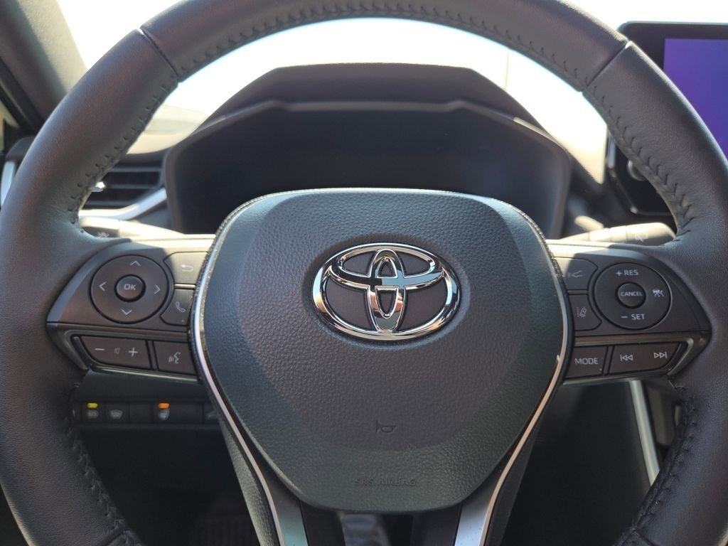 Used 2025 Toyota RAV4 XSE w/ Weather Package image 34