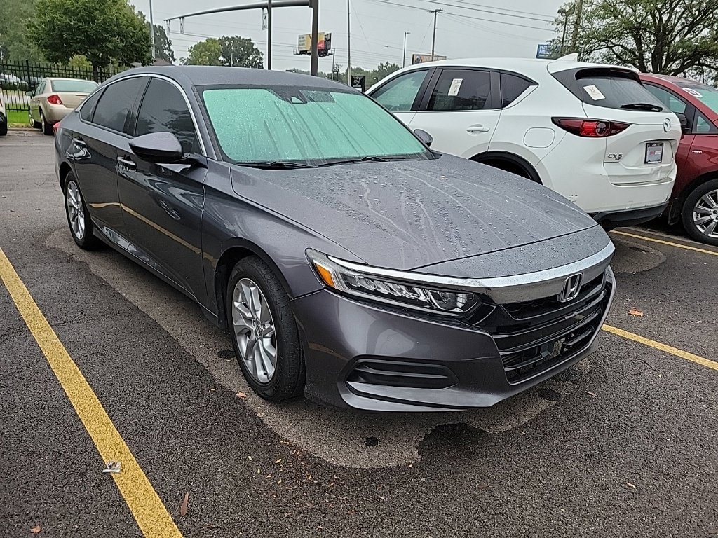 Used 2018 Honda Accord LX image 3