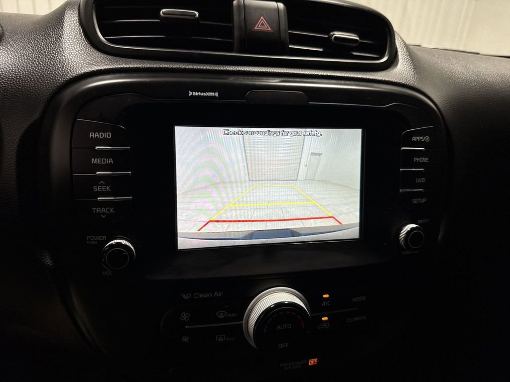 Used 2019 Kia Soul + FWD image 15