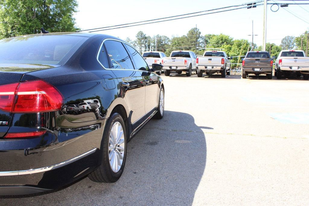 Used 2016 Volkswagen Passat 1.8T SE FWD image 34