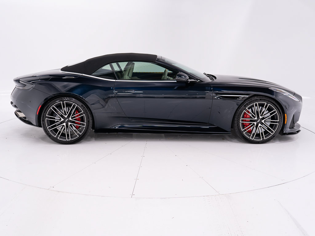Used 2024 Aston Martin DB12 Convertible RWD image 15