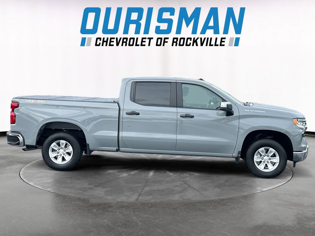 Used 2024 Chevrolet Silverado 1500 LT image 7
