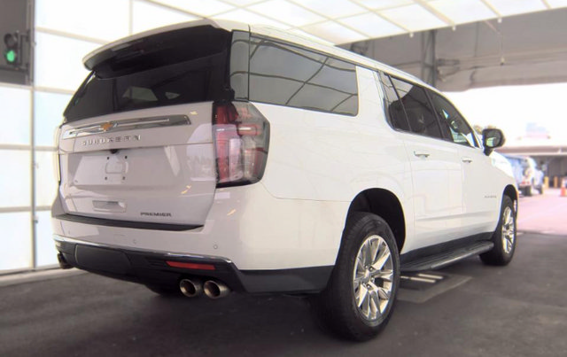 Used 2023 Chevrolet Suburban Premier AWD/4WD image 2