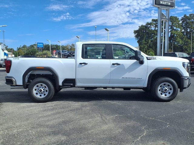 New 2026 GMC Sierra 3500 Pro AWD/4WD image 4