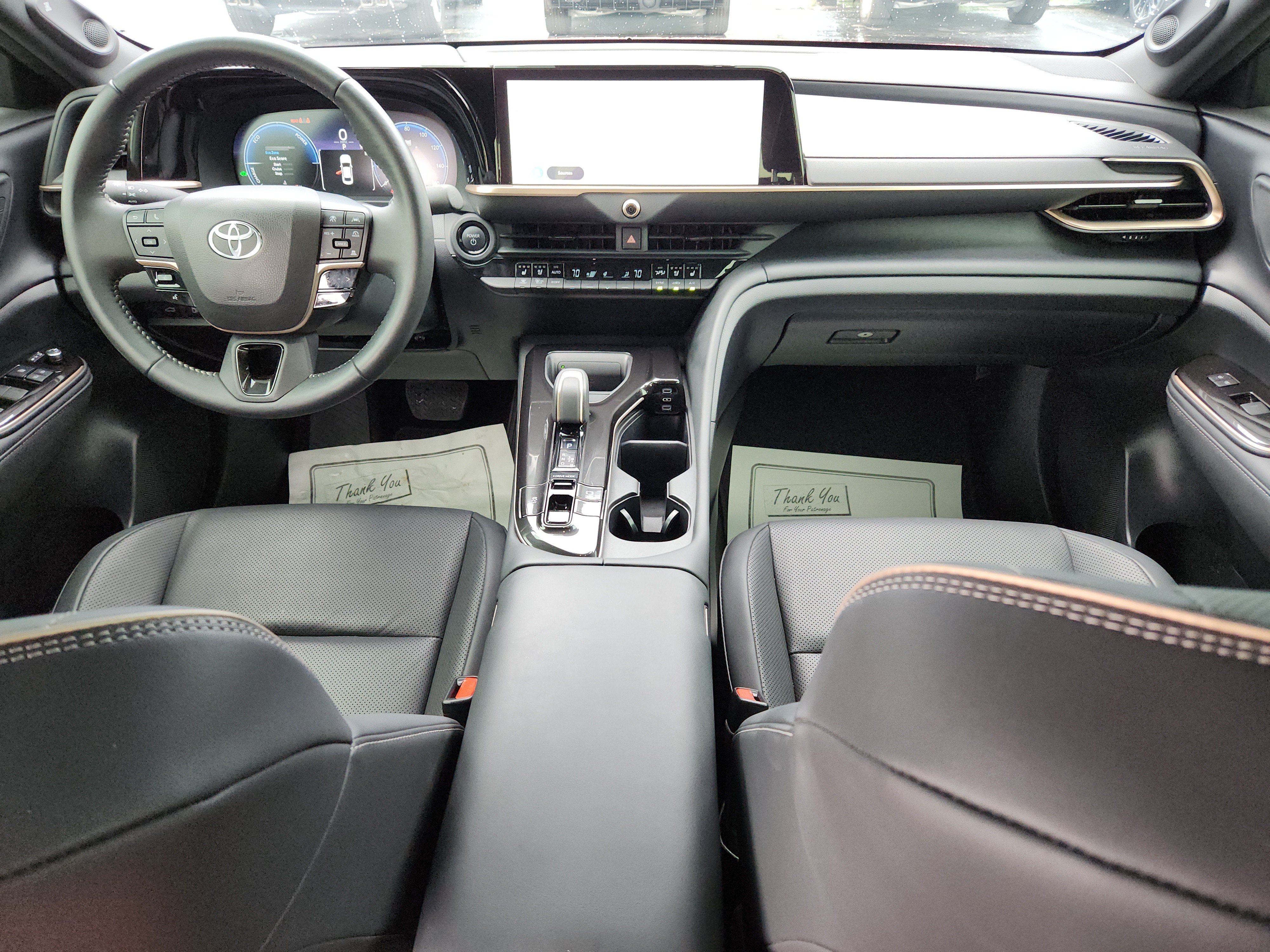 Used 2024 Toyota Crown AWD/4WD image 18