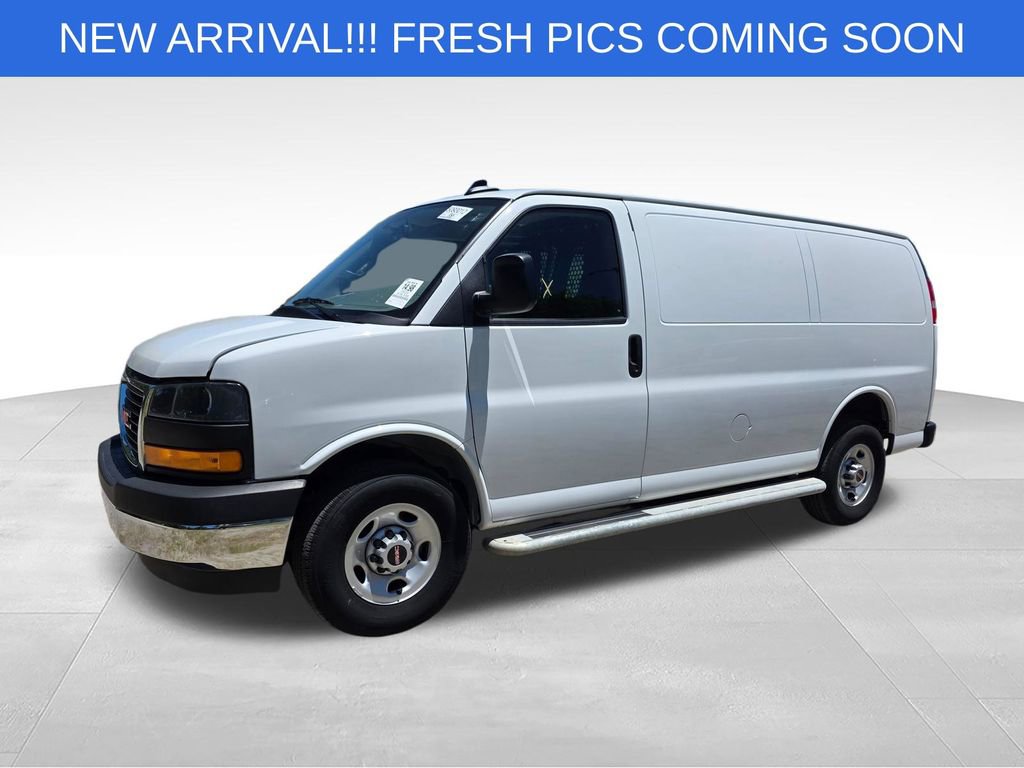 Used 2024 GMC Savana 2500 w/ Driver Convenience Package RWD image 2