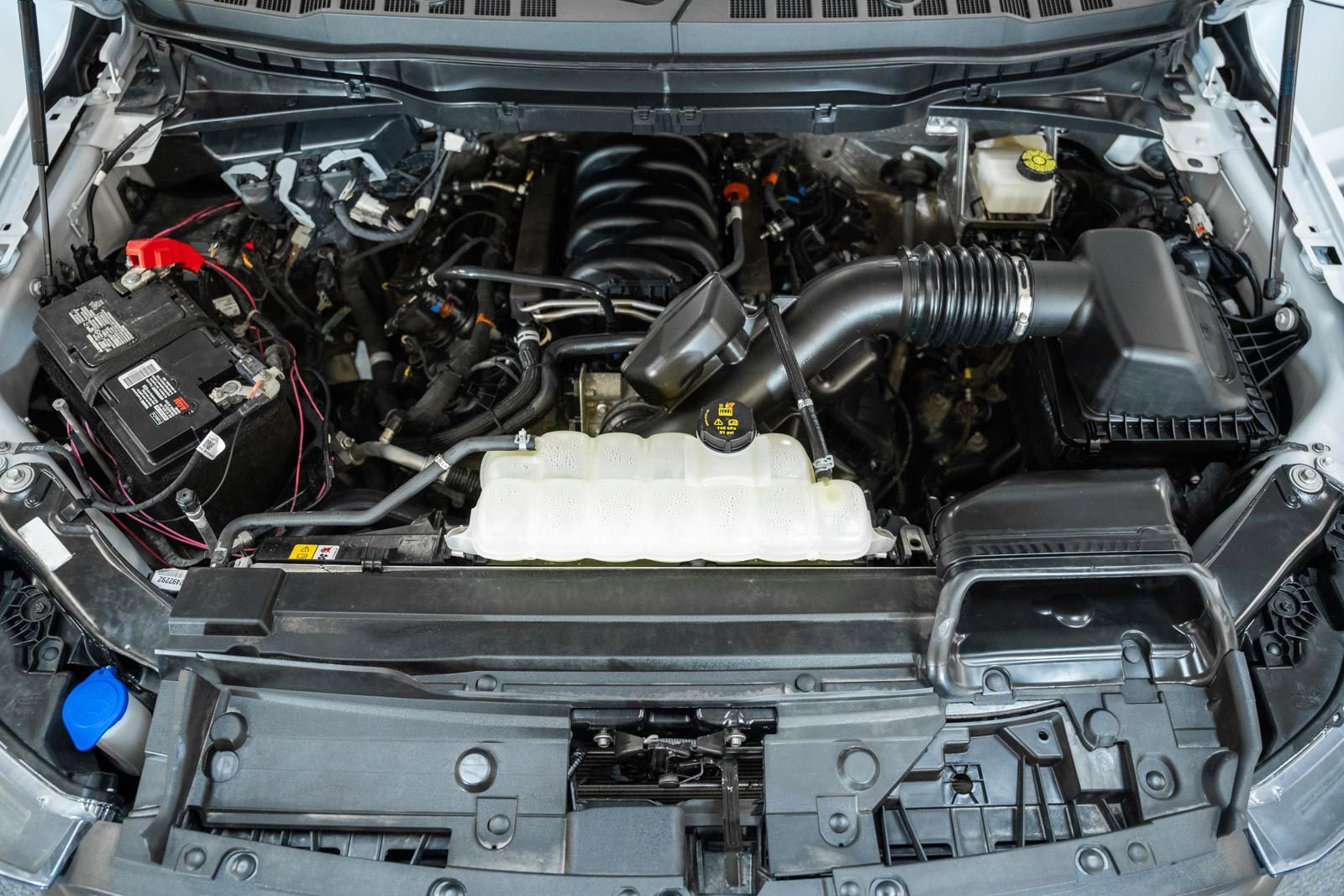 Certified 2023 Ford F150 Tremor w/ Equipment Group 402A High image 27