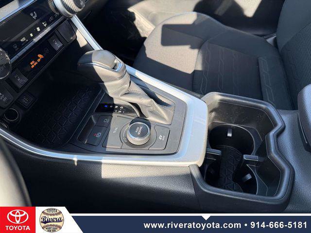 Certified 2023 Toyota RAV4 SE w/ Convenience Package AWD/4WD image 21