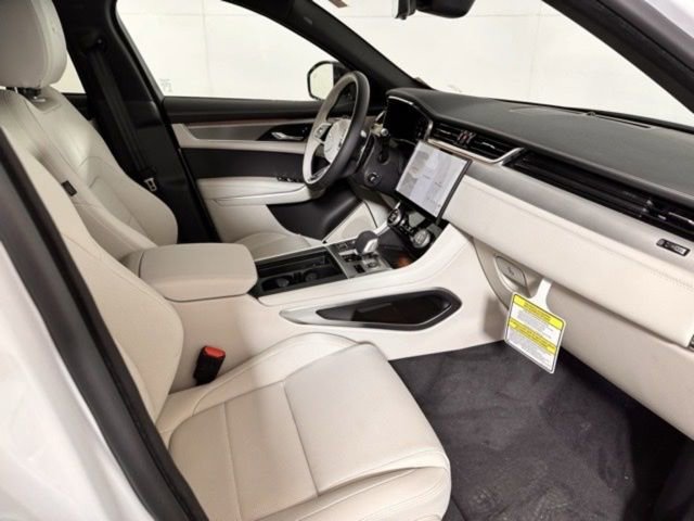 New 2026 Jaguar F-PACE R-Dynamic S AWD/4WD image 19