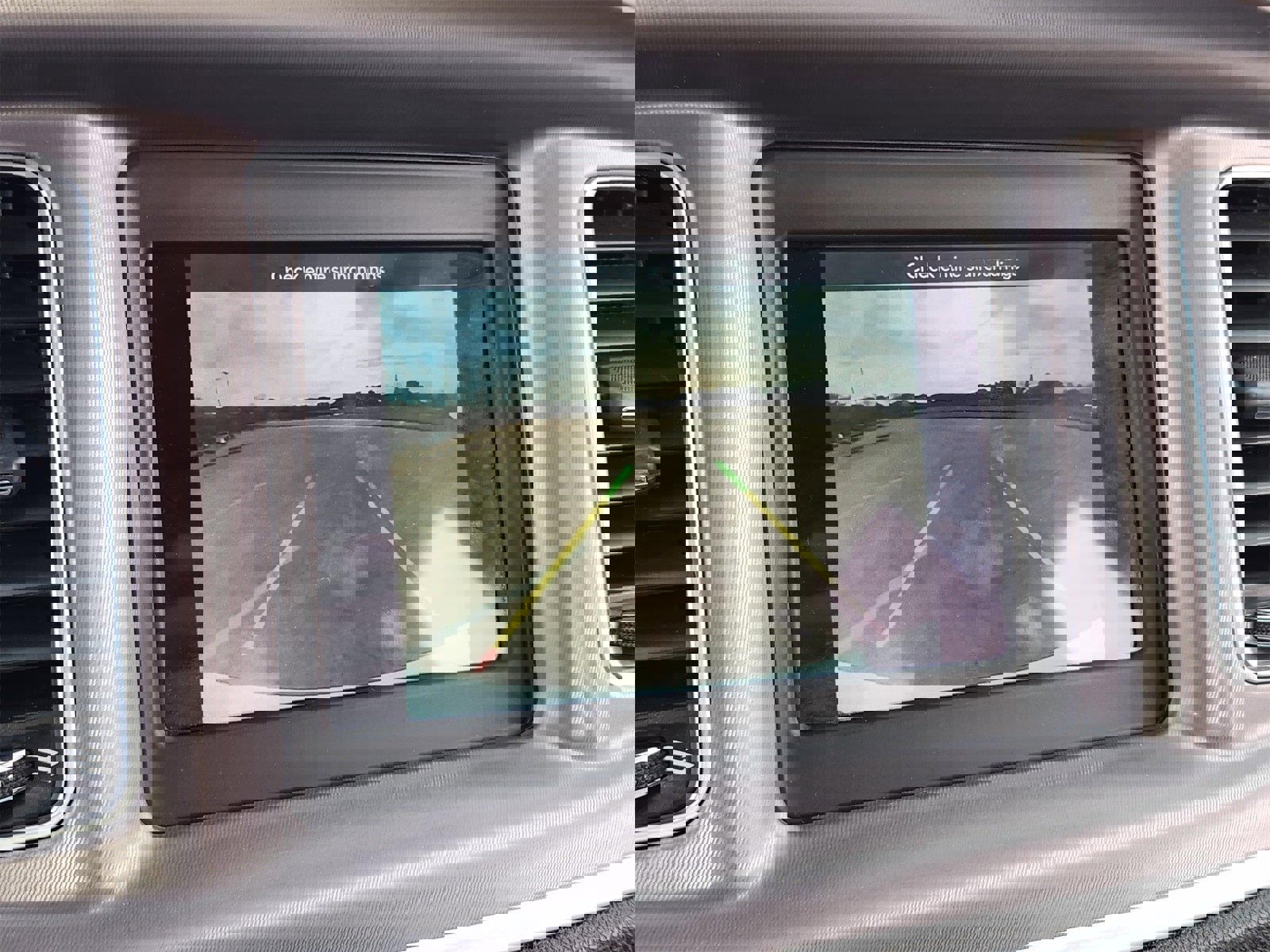 Used 2022 Dodge Charger SXT image 18