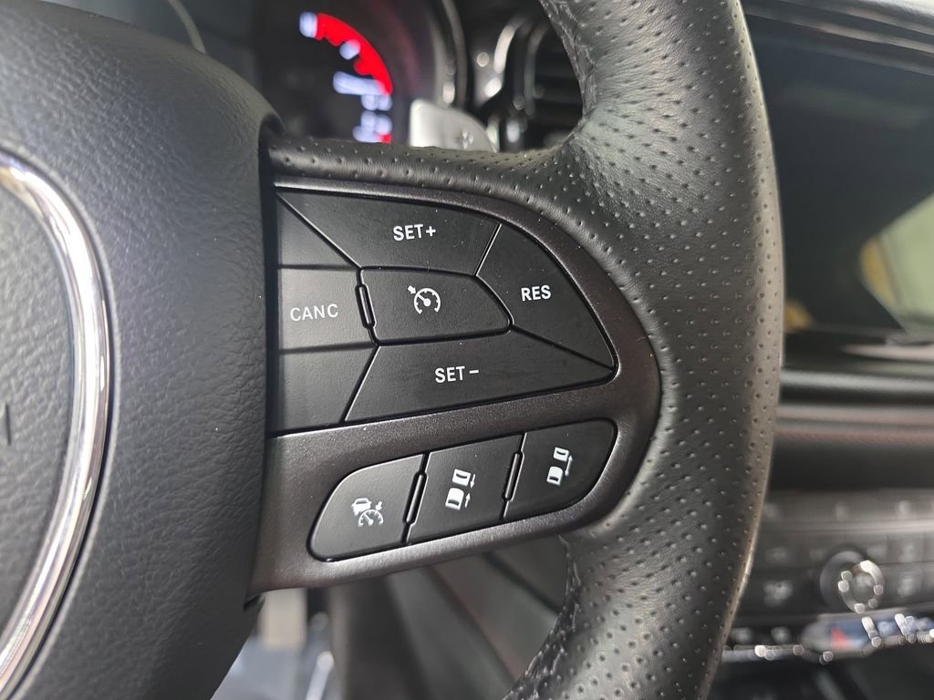 Used 2025 Dodge Durango GT image 18