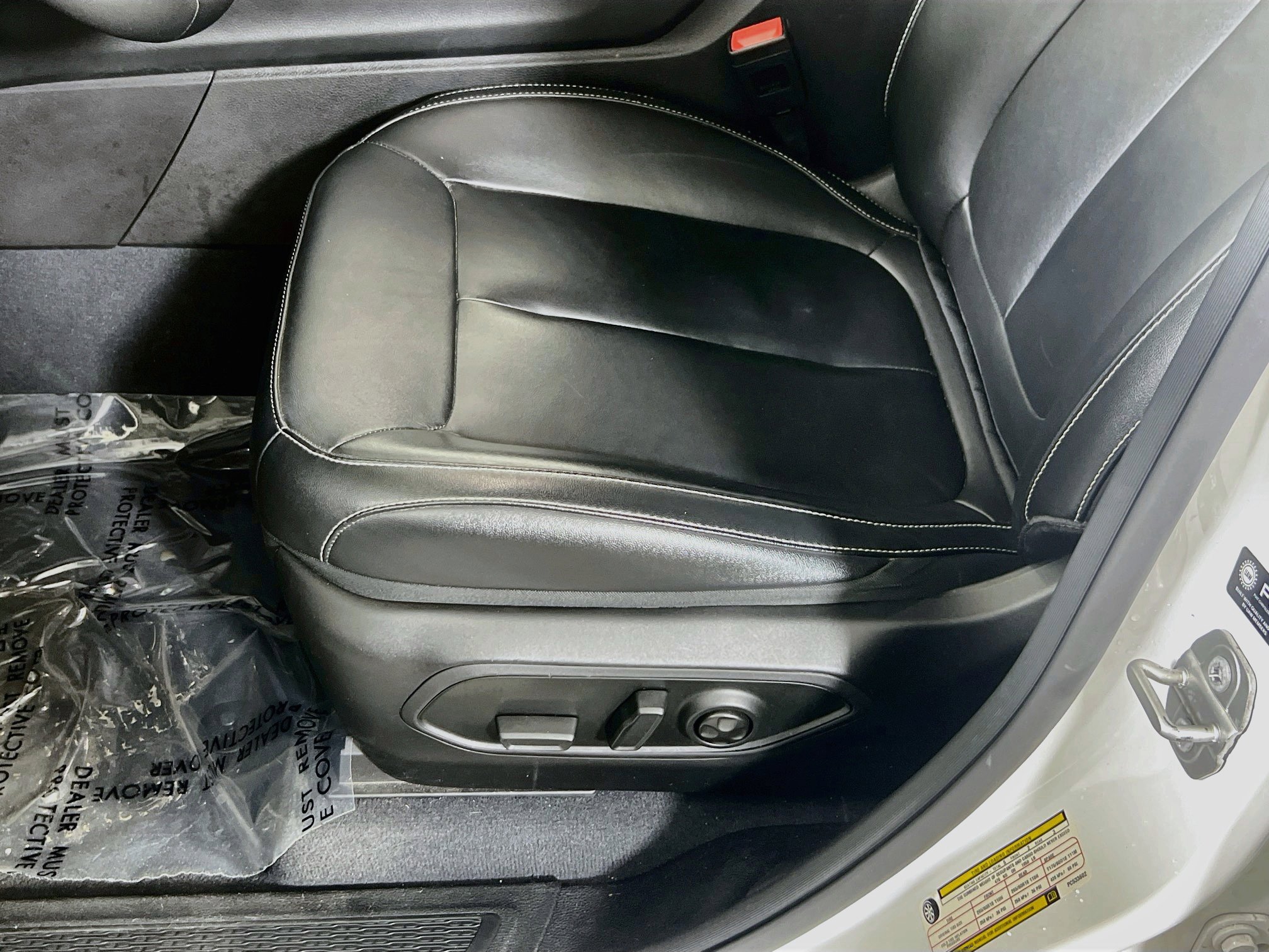 Used 2023 Jeep Grand Cherokee Limited image 19