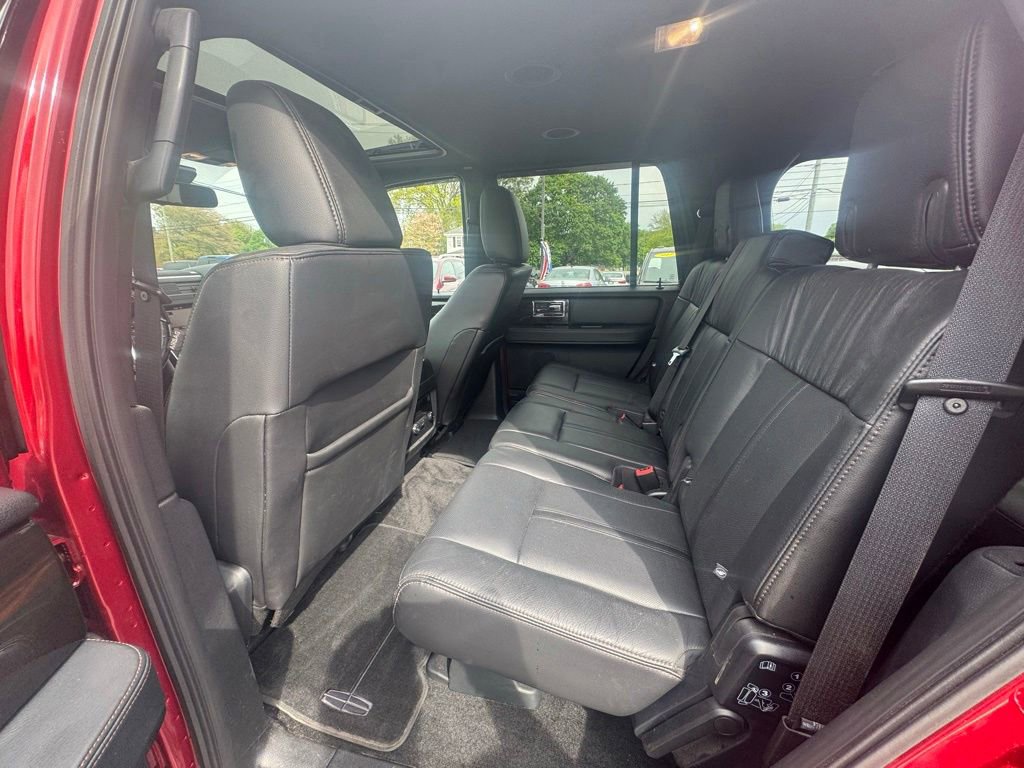 Used 2017 Lincoln Navigator Reserve AWD/4WD image 34