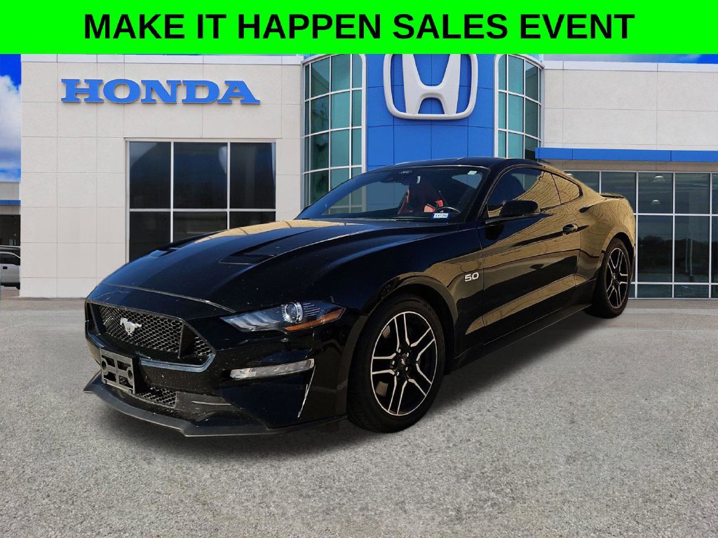 Used 2022 Ford Mustang GT Premium w/ Equipment Group 401A RWD image 2