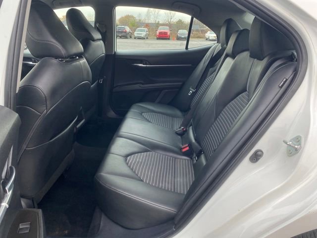 Used 2022 Toyota Camry SE image 18