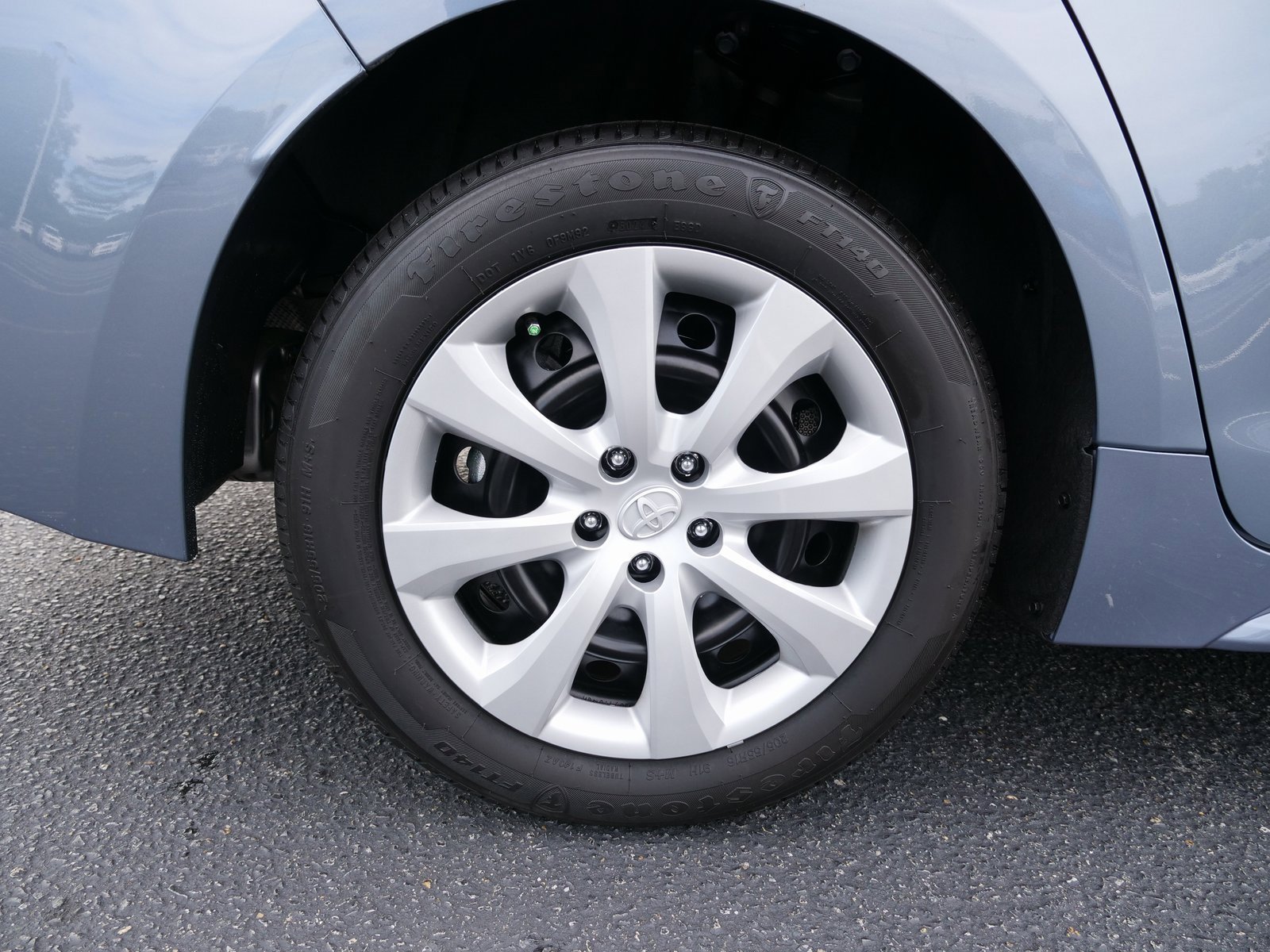 Used 2025 Toyota Corolla LE image 12