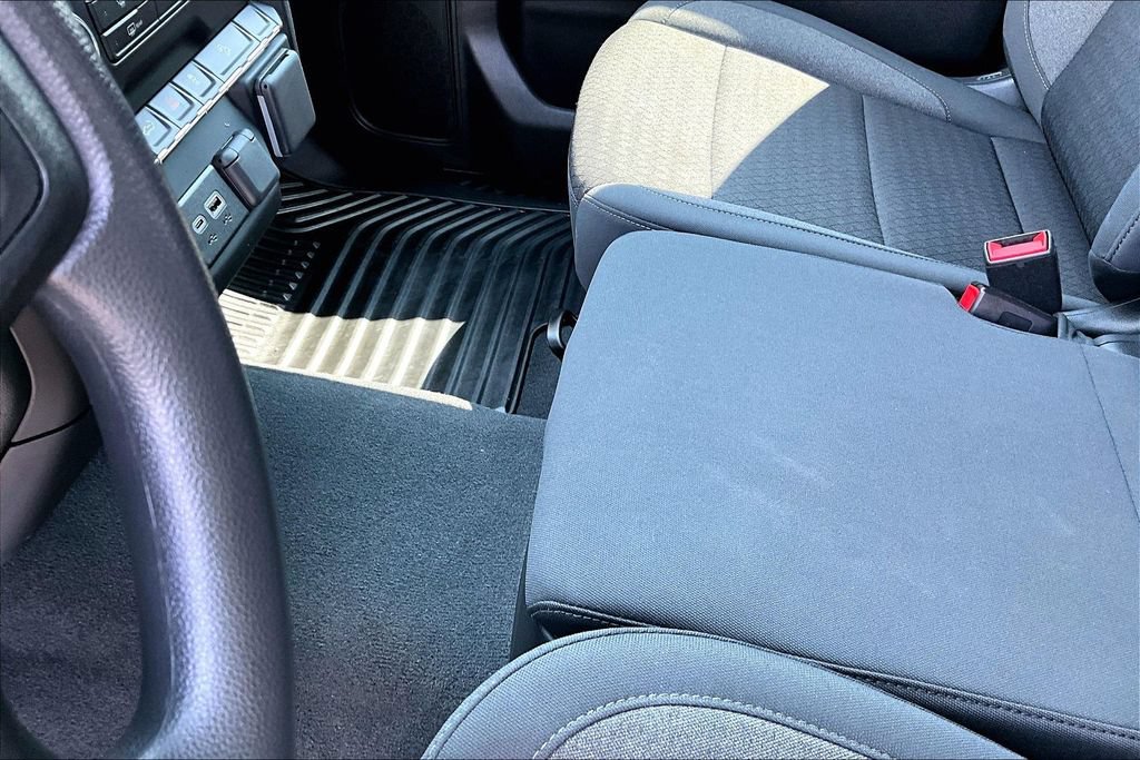Used 2026 Chevrolet Silverado 1500 Custom Trail Boss w/ LPO, Dark Essentials Package AWD/4WD image 21